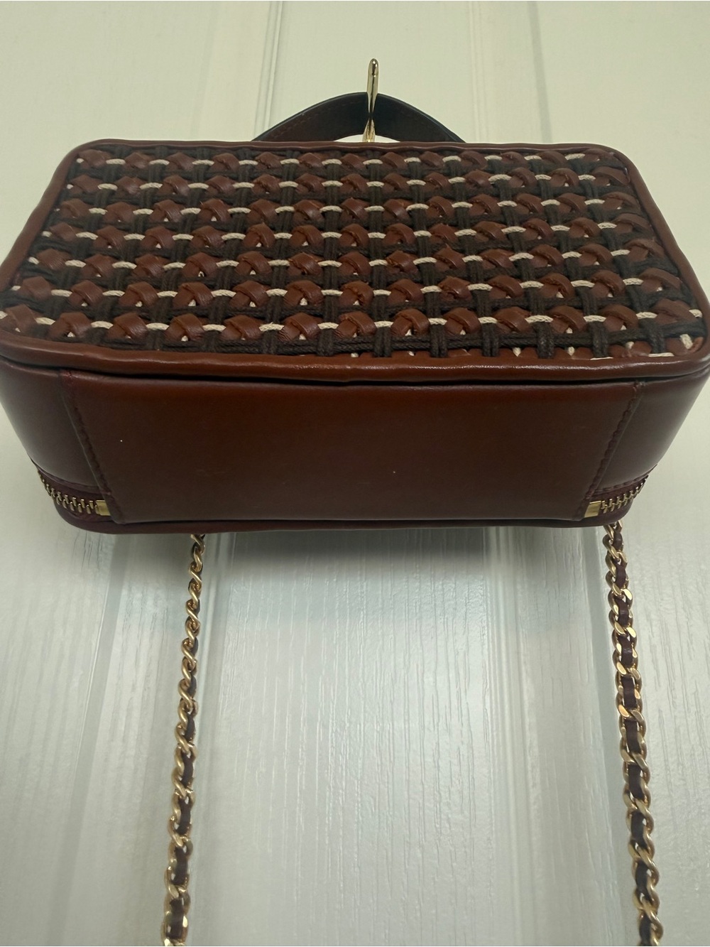 TORY BURCH BRITTEN WOVEN SMALL CASE BAG - Picture 6 of 9